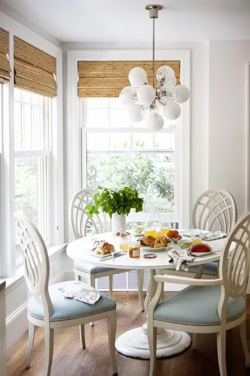 Kitchen Nook Ideas for a Small Corner