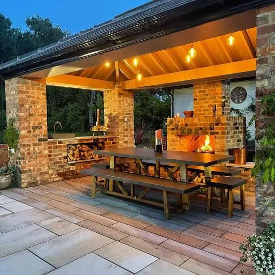 Backyard Outdoor Kitchen