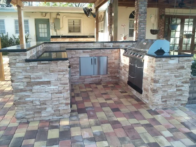 Backyard Outdoor Kitchen