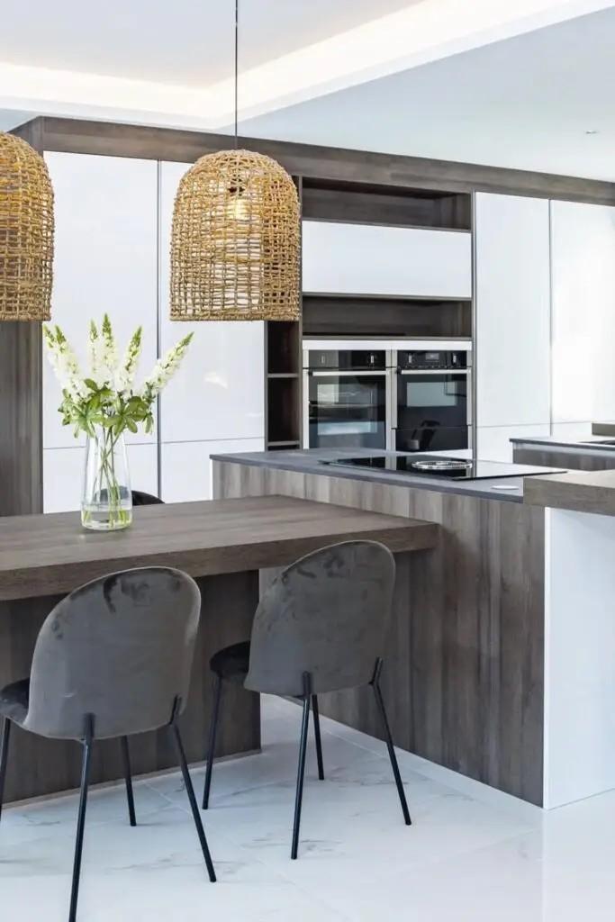 L-Shaped Kitchen With Island Layouts