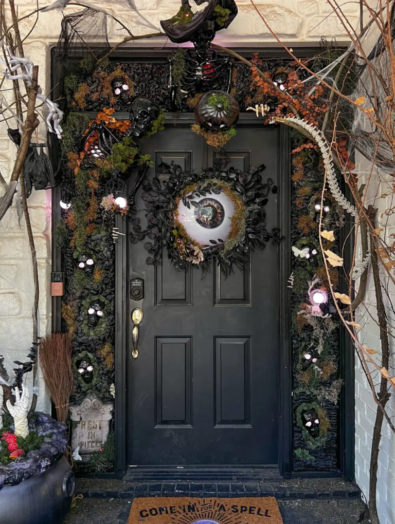 Killer Halloween Porch Ideas